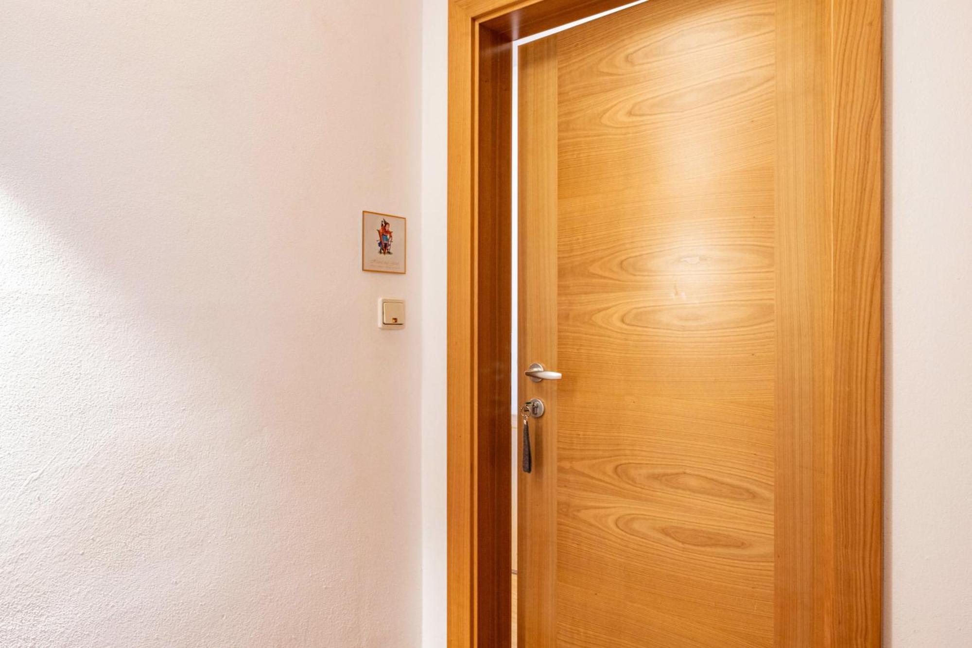 Haensel Und Gretel Schlosshof Umes Extérieur photo